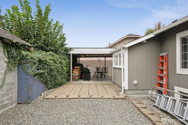 2921 Fredricksen Street, Enumclaw, WA 98022