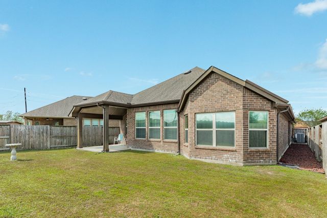 3406 Lake Court, Iowa Colony, TX 77583