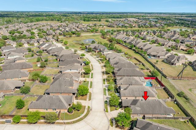 3406 Lake Court, Iowa Colony, TX 77583