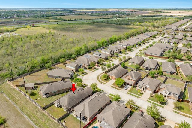 3406 Lake Court, Iowa Colony, TX 77583