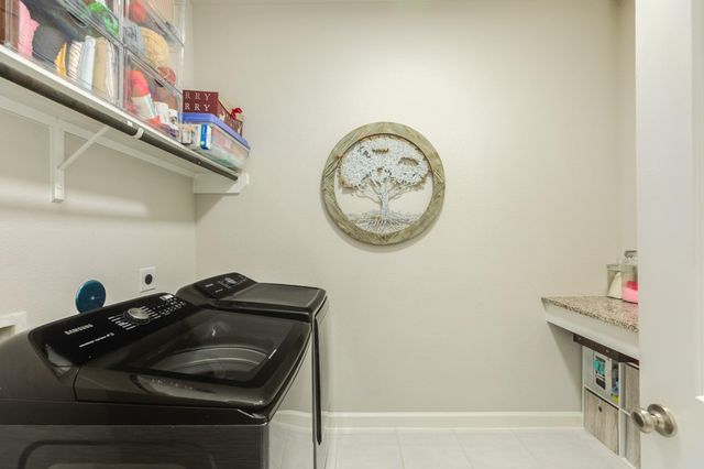 3406 Lake Court, Iowa Colony, TX 77583