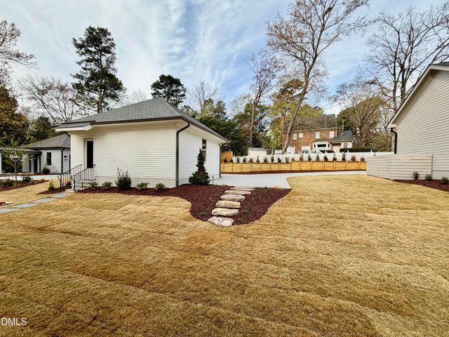 1225 Dixie Trail, Raleigh, NC 27607
