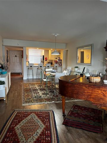 1518 Whitehall Dr 104, Davie, FL 33324