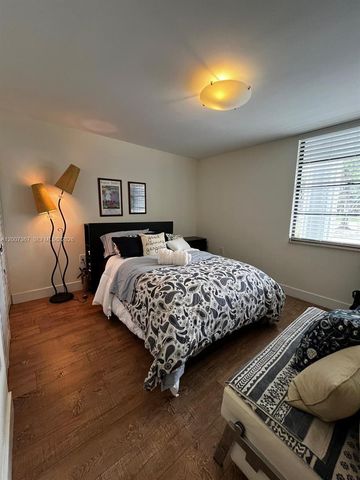 1518 Whitehall Dr 104, Davie, FL 33324