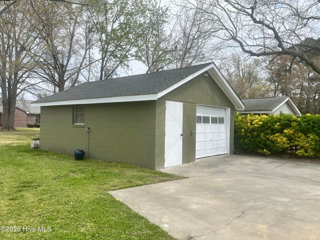 391 Second Street, Ayden, NC 28513