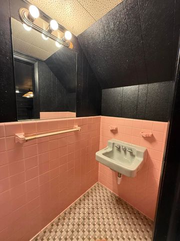 521 N Harris Road, Ypsilanti, MI 48198