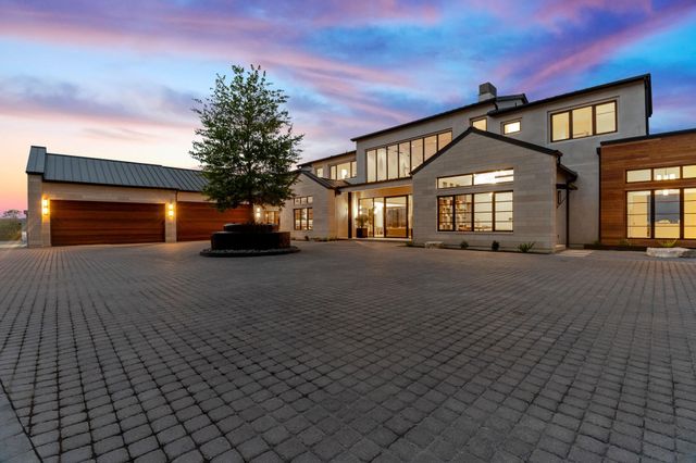 4816 Pecan Chase, Austin, TX 78738
