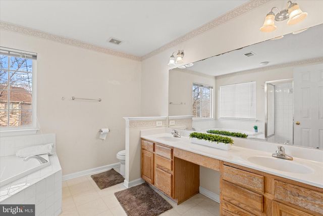 8599 DUTCHMAN CT, Manassas, VA 20110