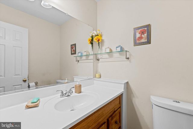 8599 DUTCHMAN CT, Manassas, VA 20110