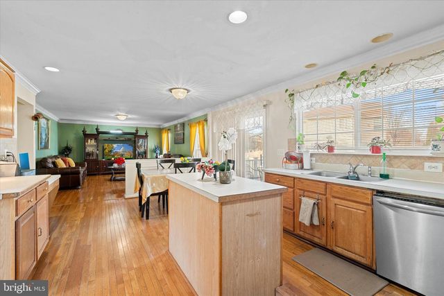 8599 DUTCHMAN CT, Manassas, VA 20110