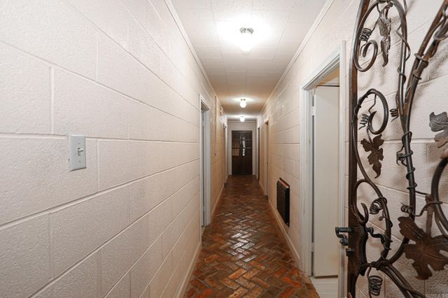 412 & 404 WHITE St, Benton, AR 72015