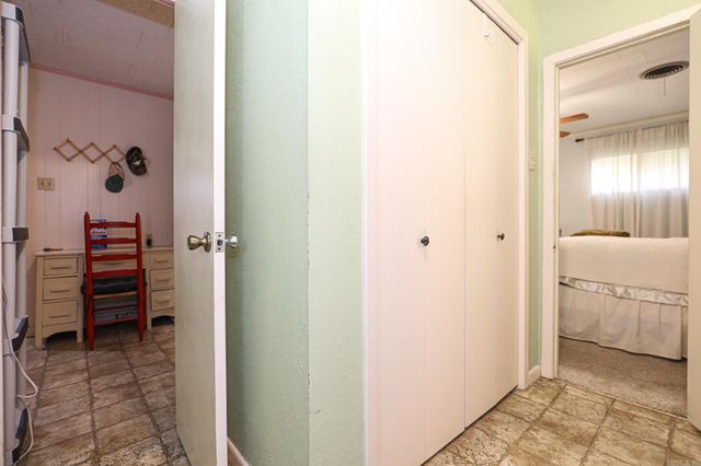412 & 404 WHITE St, Benton, AR 72015