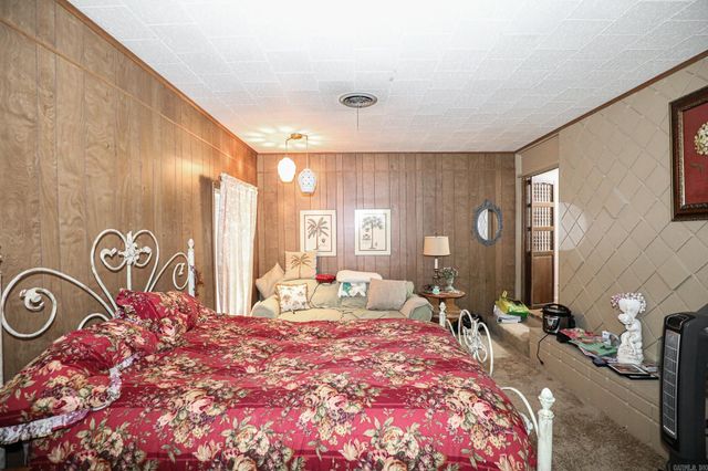 412 & 404 WHITE St, Benton, AR 72015