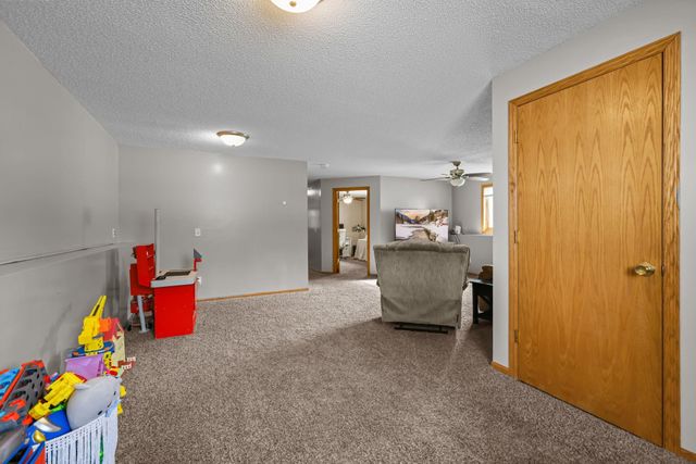 12995 Yukon Street NW, Coon Rapids, MN 55448