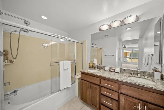 21301 Erwin 420, Woodland Hills, CA 91367