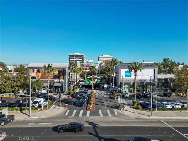 21301 Erwin 420, Woodland Hills, CA 91367