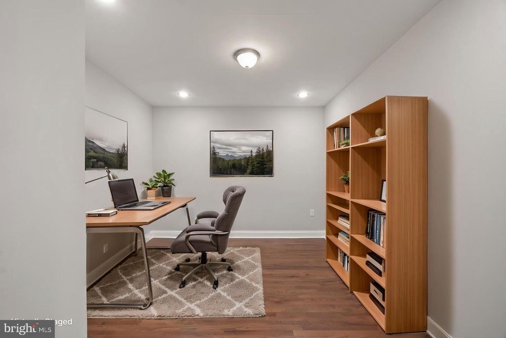 Image 20 of property listing at 101 EAST AVE, Baltimore, MD 21224