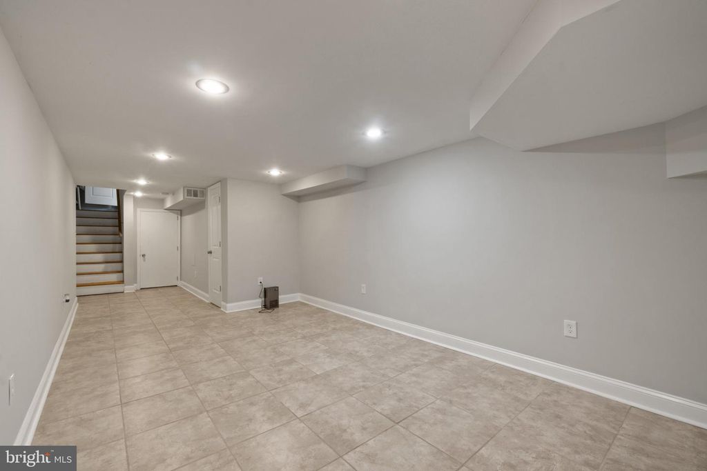 Image 30 of property listing at 101 EAST AVE, Baltimore, MD 21224