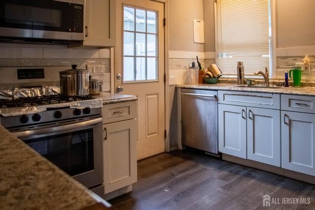 177 Buckelew Avenue, Jamesburg, NJ 08831