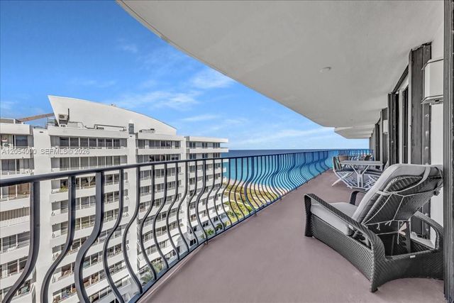 8877 Collins Avenue PH2, Surfside, FL 33154