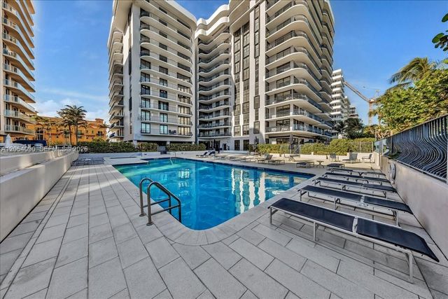 8877 Collins Avenue PH2, Surfside, FL 33154