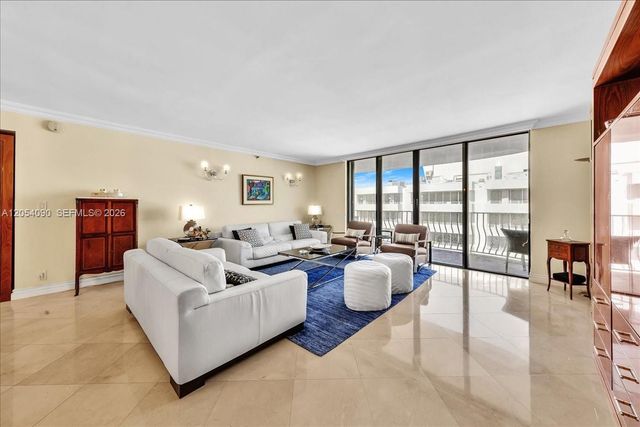 8877 Collins Avenue PH2, Surfside, FL 33154