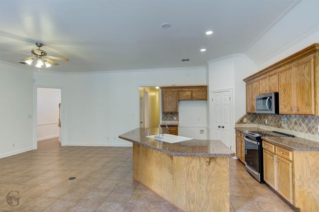 6036 Braeburn Court, Bossier City, LA 71111
