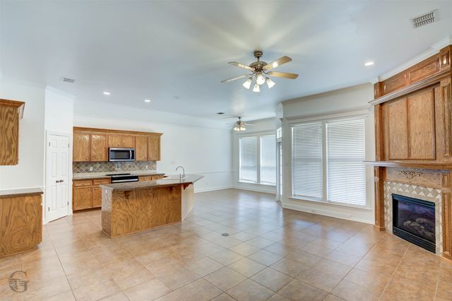 6036 Braeburn Court, Bossier City, LA 71111