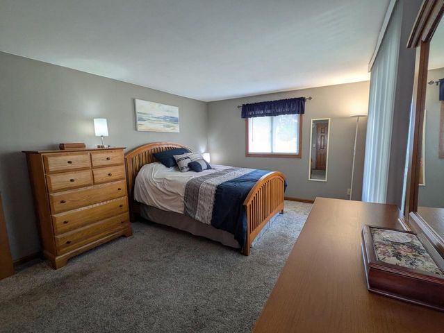 W2226 HICKORY DRIVE, Kaukauna, WI 54130