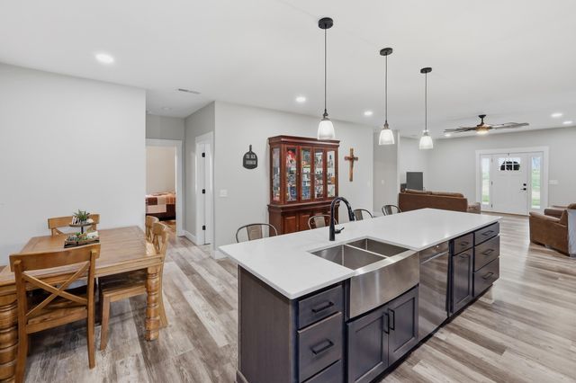 279 Dossett Lane, Harrodsburg, KY 40330