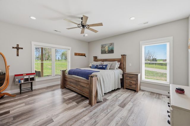 279 Dossett Lane, Harrodsburg, KY 40330