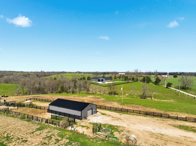 279 Dossett Lane, Harrodsburg, KY 40330