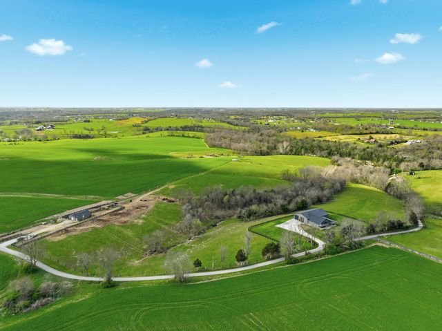 279 Dossett Lane, Harrodsburg, KY 40330