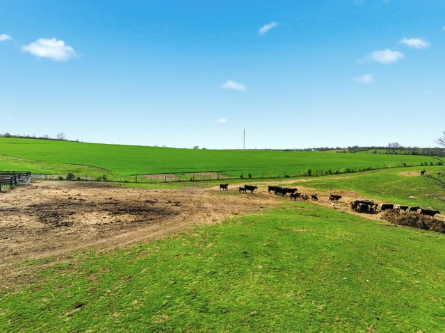 279 Dossett Lane, Harrodsburg, KY 40330