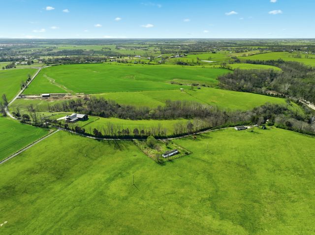 279 Dossett Lane, Harrodsburg, KY 40330