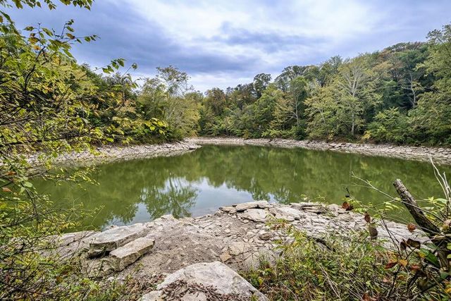 279 Dossett Lane, Harrodsburg, KY 40330