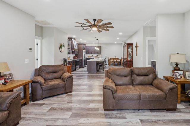 279 Dossett Lane, Harrodsburg, KY 40330