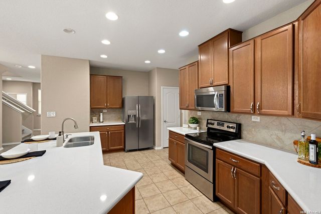 133 SANDY SHL, Boerne, TX 78006