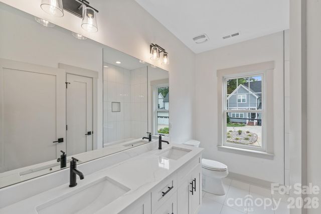 1529 Beckwith Place, Charlotte, NC 28205