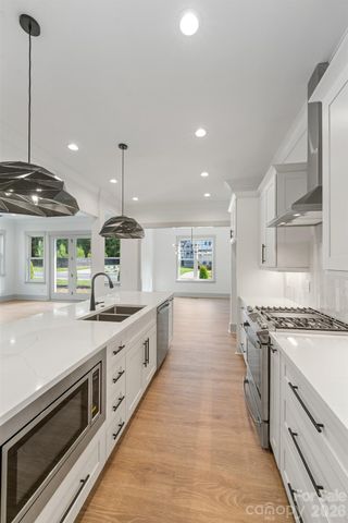 1529 Beckwith Place, Charlotte, NC 28205