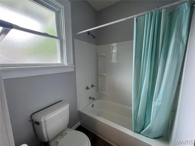 401 S Clark Avenue, St Louis, MO 63135