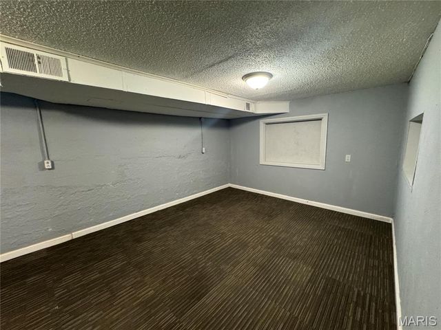 401 S Clark Avenue, St Louis, MO 63135