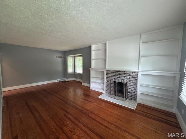 401 S Clark Avenue, St Louis, MO 63135