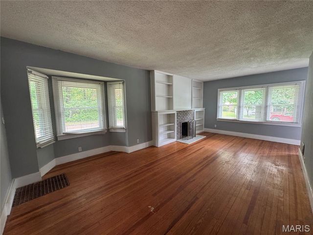 401 S Clark Avenue, St Louis, MO 63135