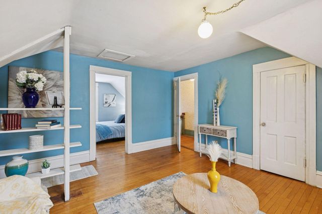 2303 Upton Avenue N, Minneapolis, MN 55411