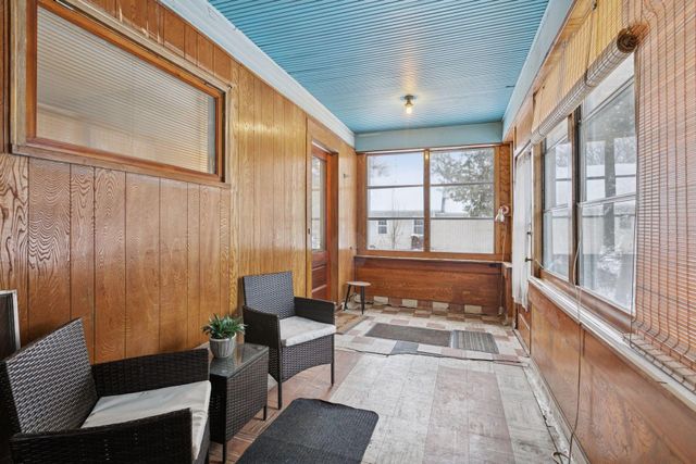 2303 Upton Avenue N, Minneapolis, MN 55411