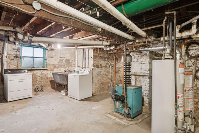 2303 Upton Avenue N, Minneapolis, MN 55411