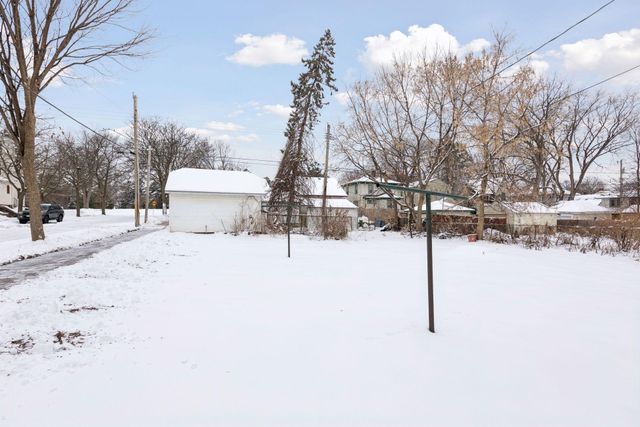 2303 Upton Avenue N, Minneapolis, MN 55411