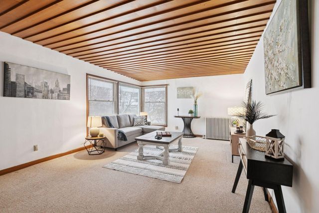 2303 Upton Avenue N, Minneapolis, MN 55411