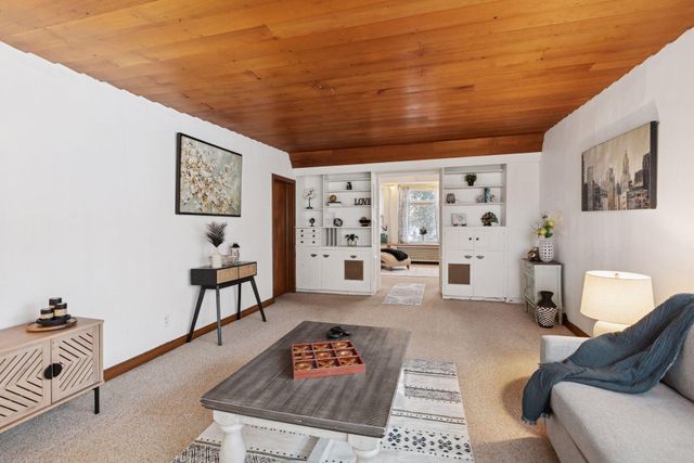 2303 Upton Avenue N, Minneapolis, MN 55411